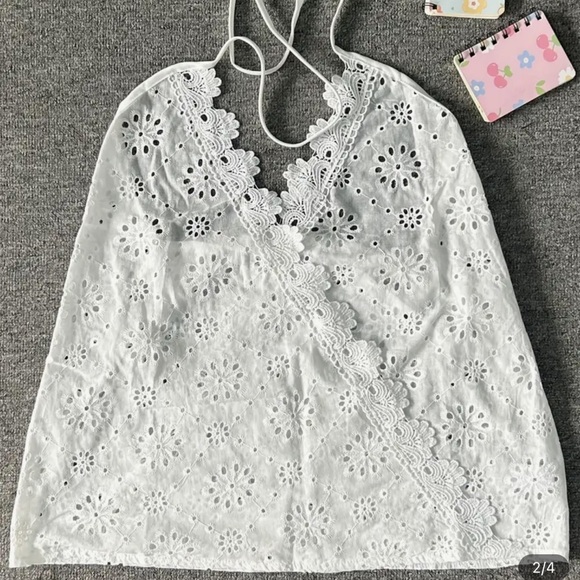 Fashionable Solid Halter Top with Eyelet Embroidery - Chic Tie-Back & Backless L - Picture 3 of 4